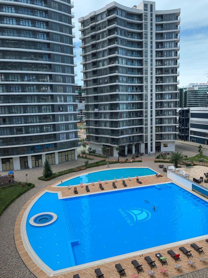 White Sails Apartment Батумі Екстер'єр фото