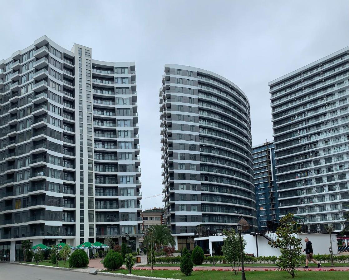 White Sails Apartment Батумі Екстер'єр фото