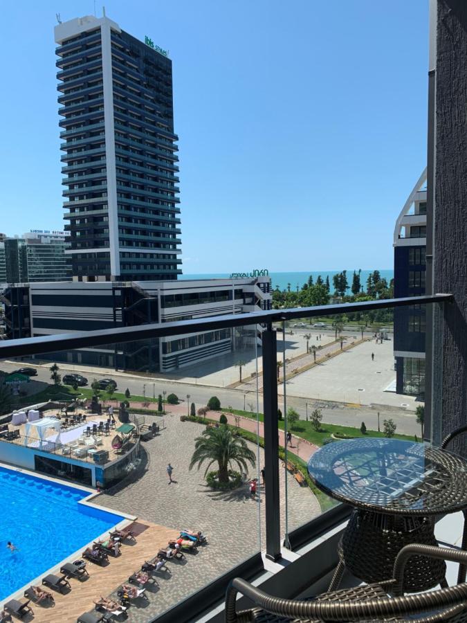 White Sails Apartment Батумі Екстер'єр фото